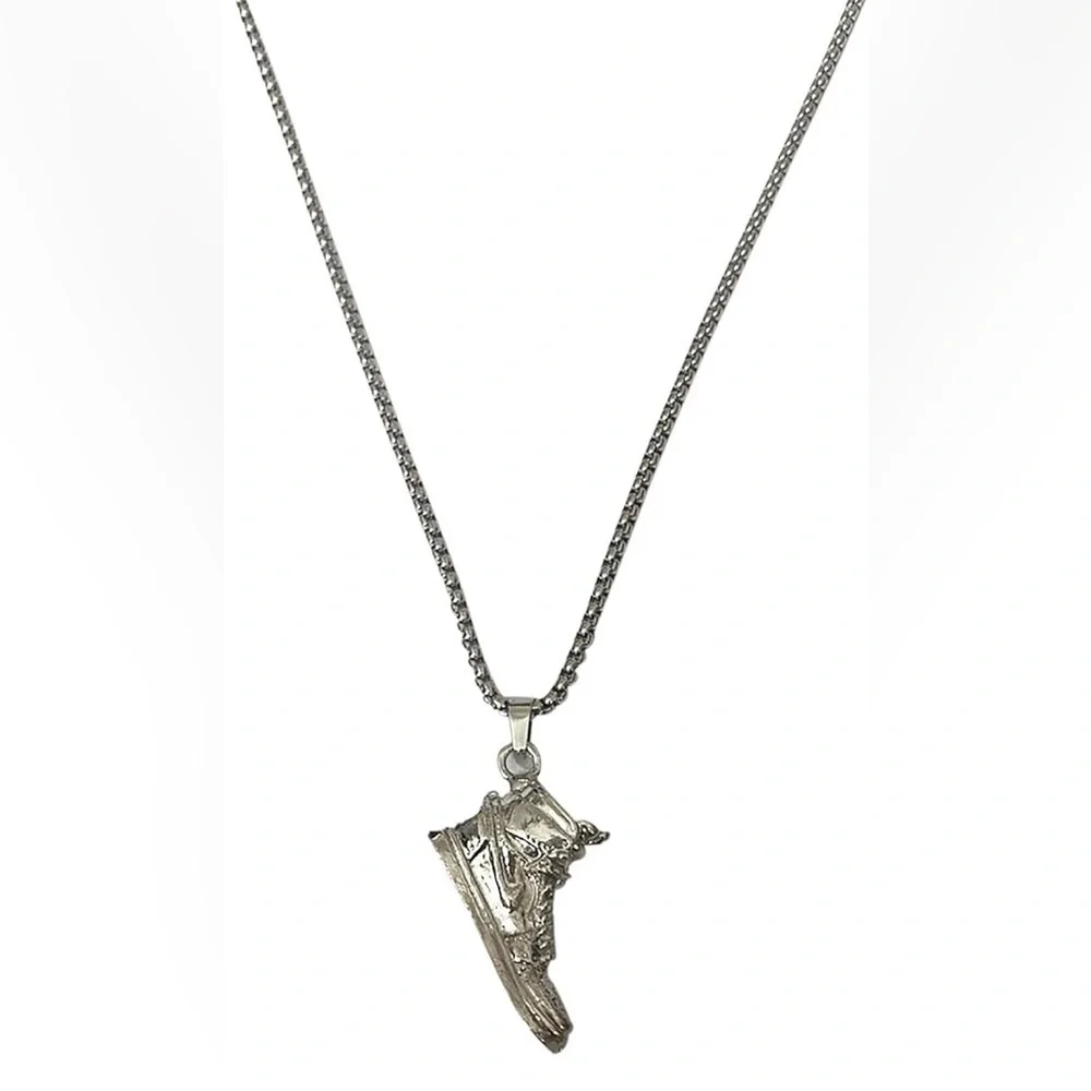 Air Jordan 1 Nike Silver Tone 3D Sneaker Pendant Necklace Hip Hop Streetwear